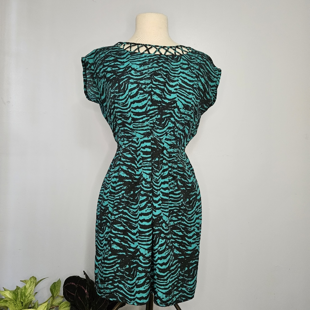 Green and Black Tiger Print Lattice Dress Size S